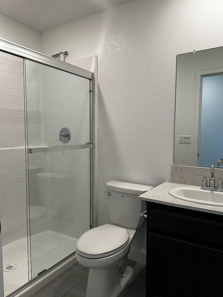 Building Photo - 2458 Fidalgo Way