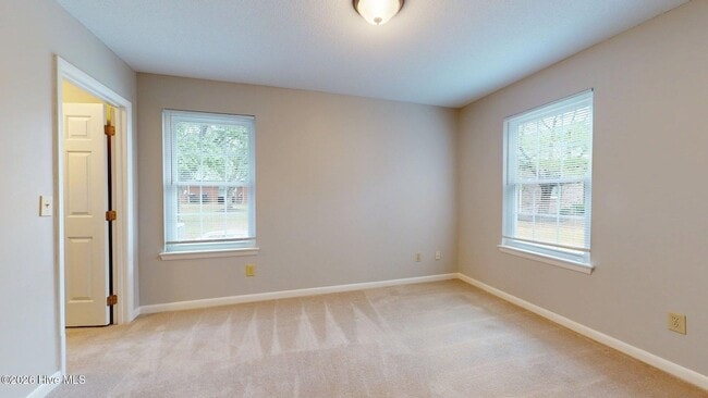 Building Photo - 1203 Wilshire Cir