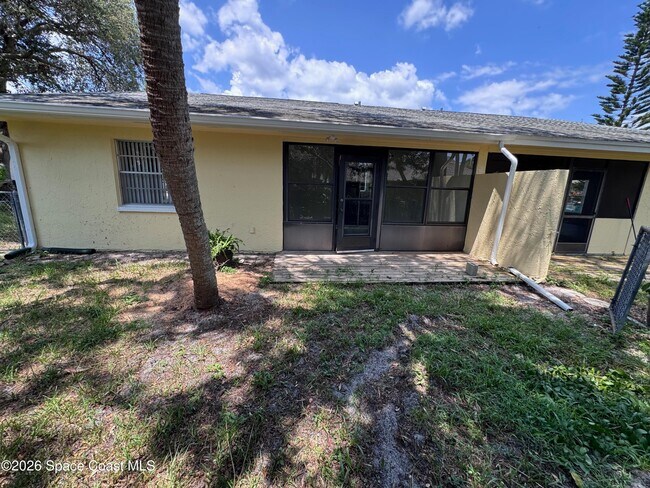 Building Photo - 1723 Bruman Terrace