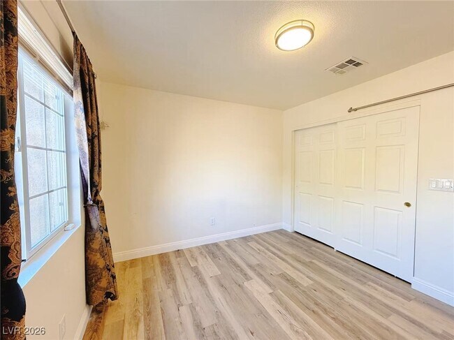 Building Photo - 161 Swale Ln