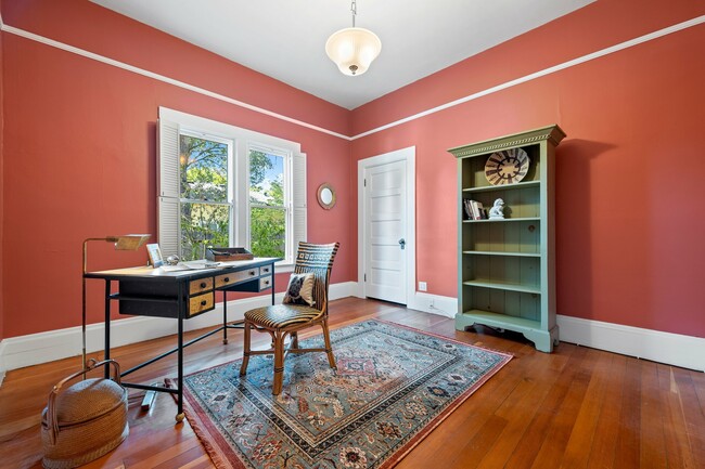 Building Photo - 417 Haydon St