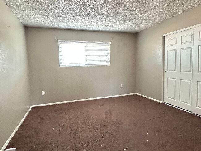 Building Photo - Northern Lanai 2 Bed 1 Bath
