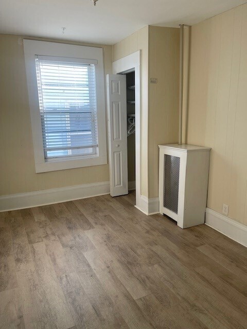 Building Photo - 150 Maverick St