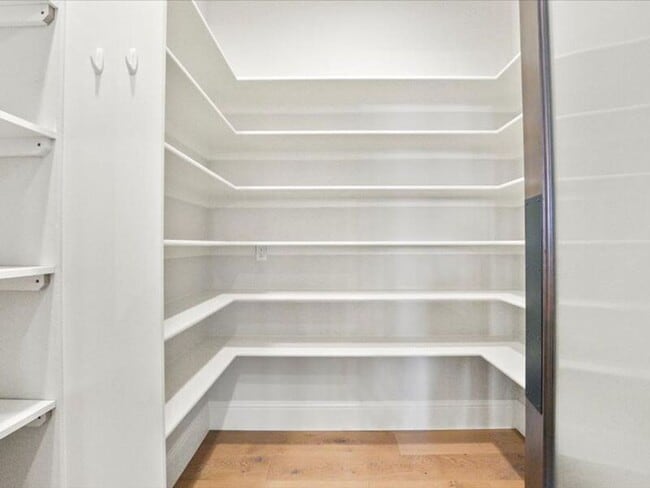 Building Photo - 3500 S Morain St