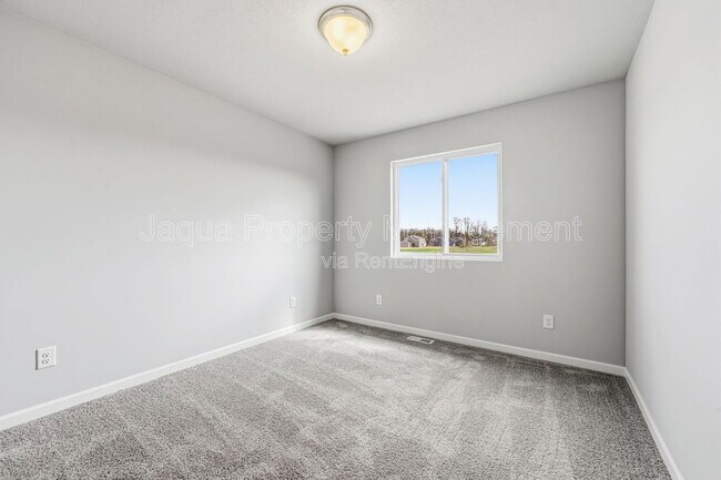 Building Photo - 25245 Vargas Ln