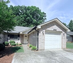 Building Photo - 3987 Hidden Hollow Dr