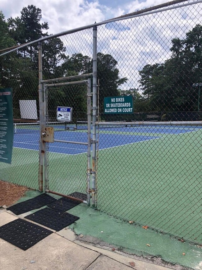 Building Photo - Available October 1st 4 bedroom 2 bathroom in Evans Ga