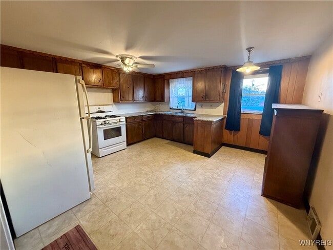 Building Photo - 91 Bloomfield Ave