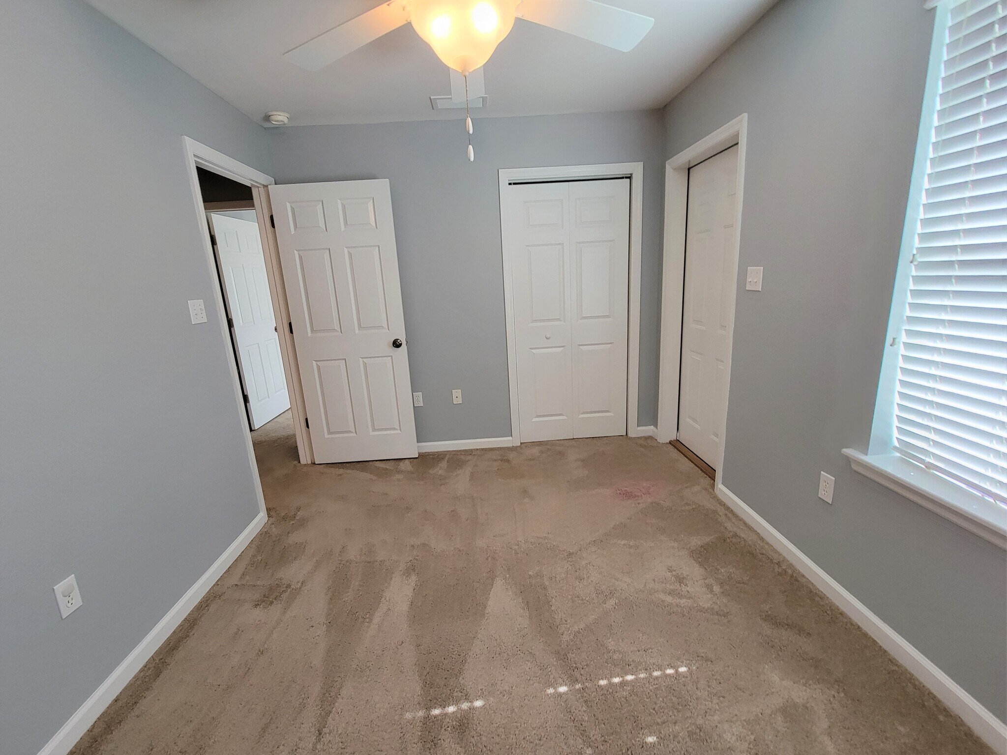 Building Photo - 1659 Quazar Rd