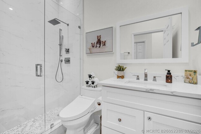 Building Photo - 10852 La Salinas Cir