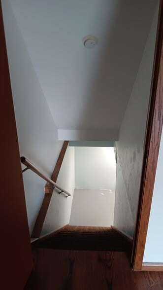 Stairs to Basement - 7901 Daniel Ct