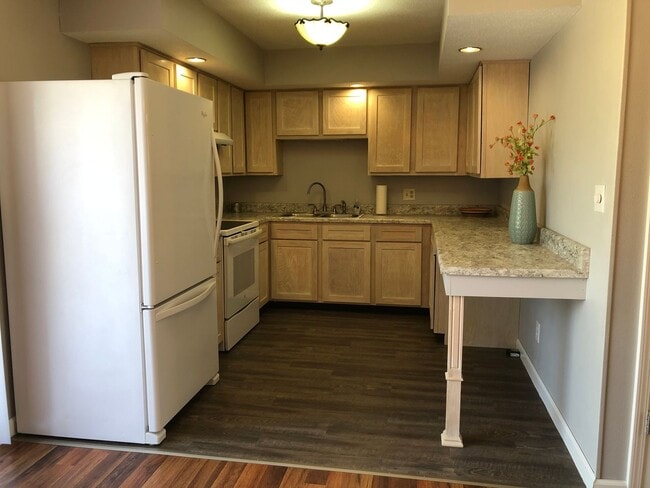 Building Photo - 3 Bedroom 2.5 Bath Home in the country!