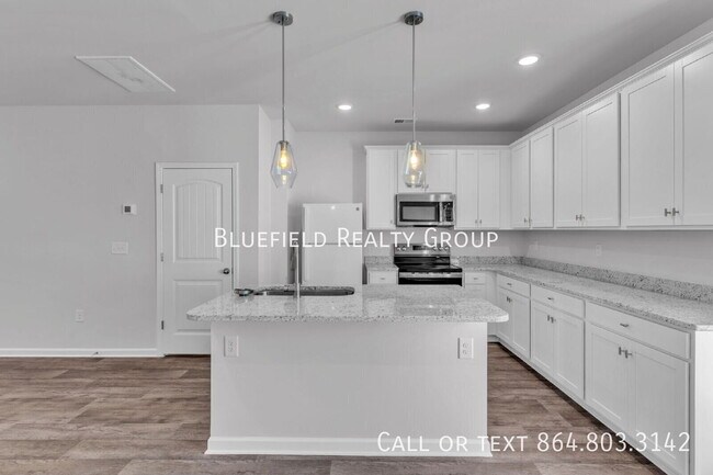 Building Photo - 503 Heswall Ct