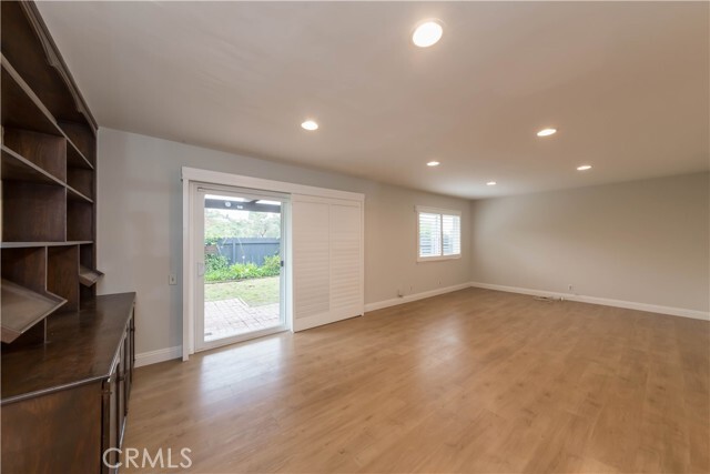 Building Photo - 4925 Rockvalley Rd
