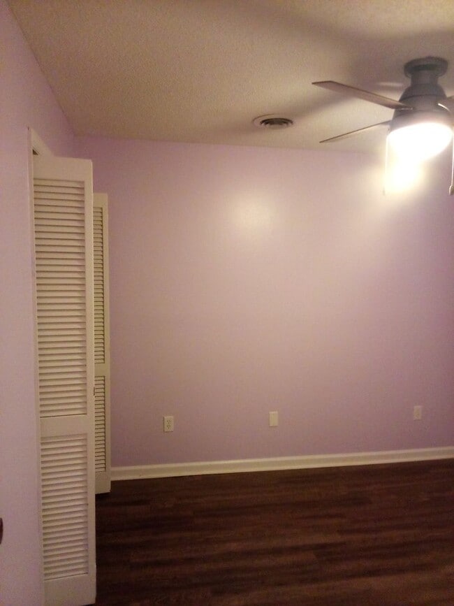 Building Photo - 27C Golf Colony