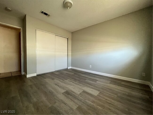 Building Photo - 7408 Alta Dr