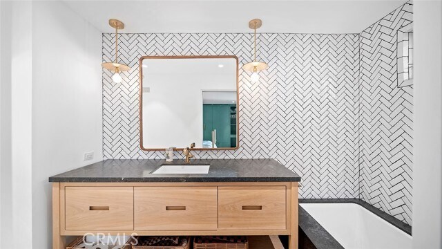 Building Photo - 27 Emerald Bay