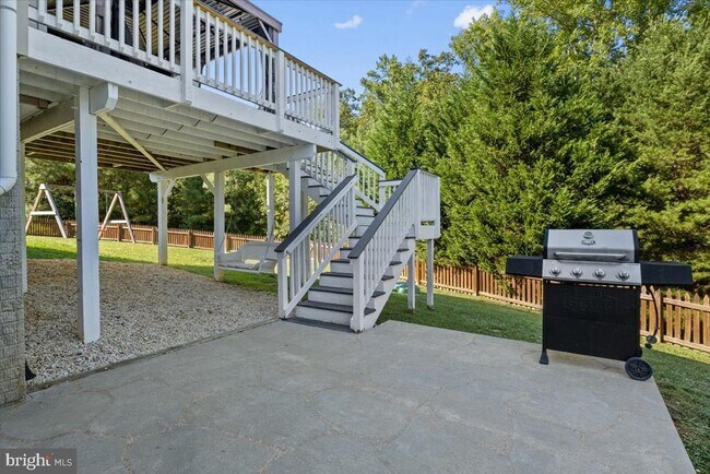 Building Photo - 20970 Branchwood Ct