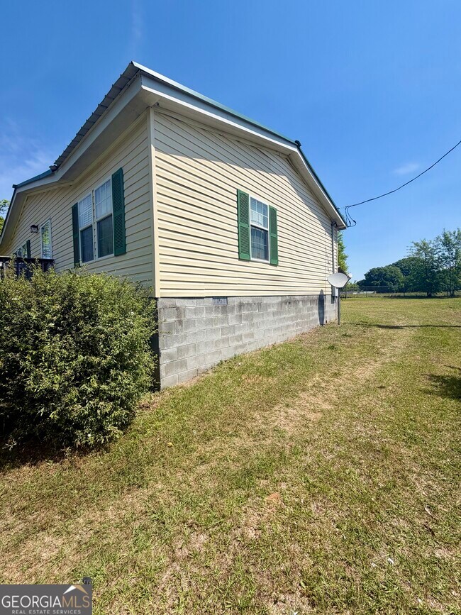 Building Photo - 3116 South St