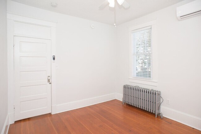 Building Photo - 530 First Street