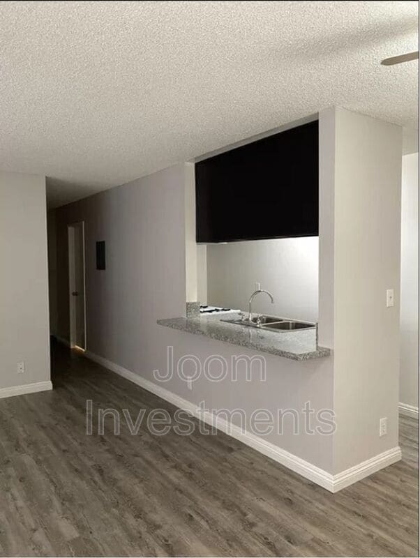 Building Photo - 1527 S Palm Ave