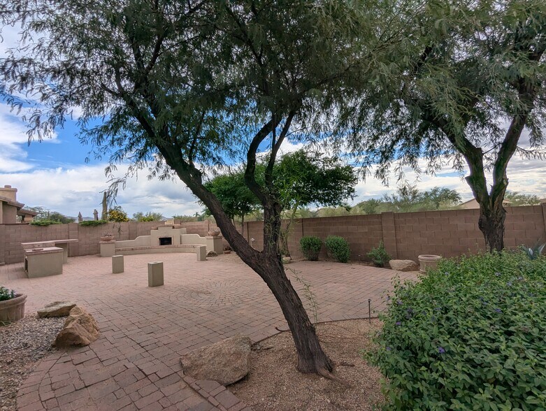 Building Photo - 10479 E Superstition Range Rd