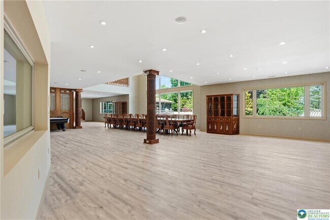 Building Photo - 6271 Batman Rd
