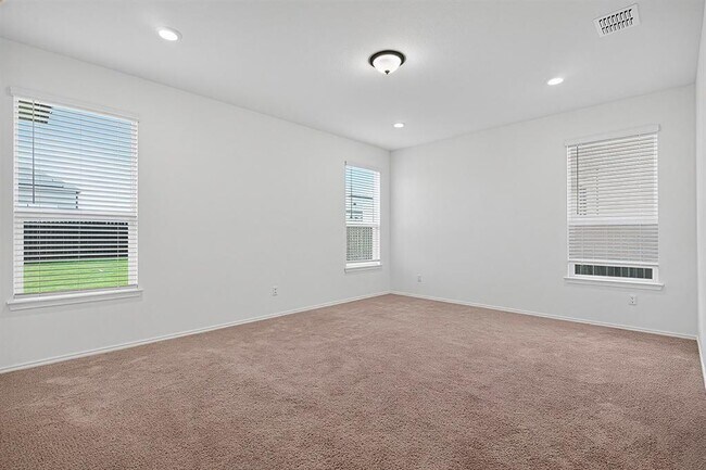 Building Photo - 4600 Ercolano Ln