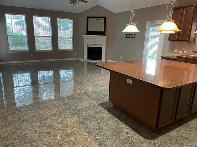 Building Photo - 7104 Sugarplum Dr