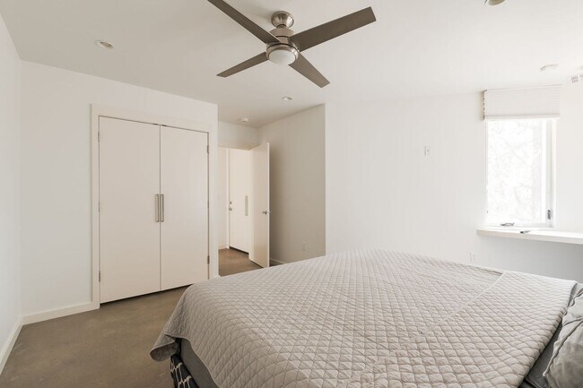 Building Photo - Modern Living + Downtown OKC + 3 bedrooms + 2 Car Garage