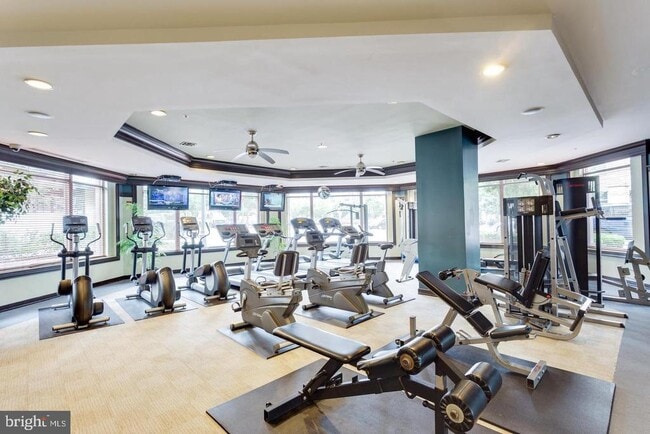 Building Photo - 12000 Market St