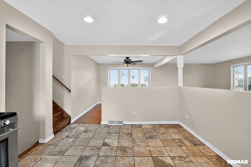 Building Photo - 526 Marquette Ave