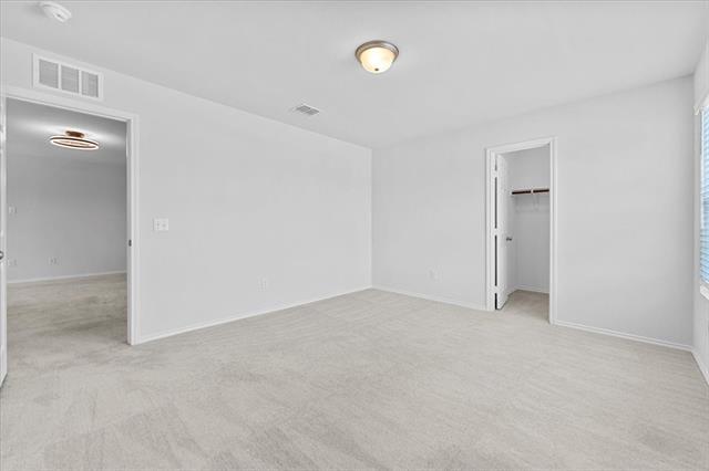 Building Photo - 445 Grenada Lk Dr