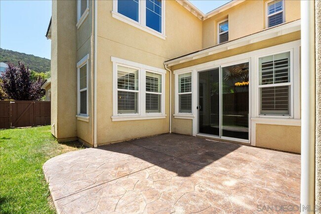 Building Photo - 1850 Sheridan Way