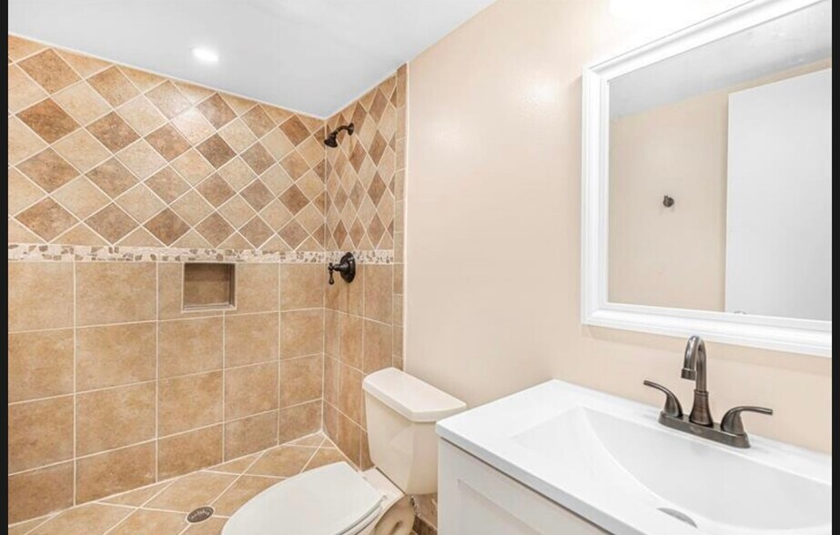 Bathroom 2 - 10066 NW 6th St