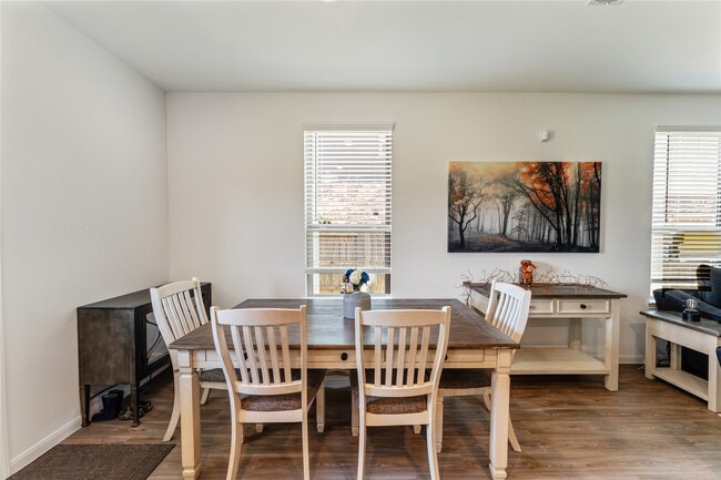 Building Photo - 21103 Sherrell Bay Dr