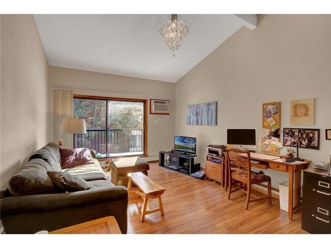 Building Photo - 7300 York Ave S