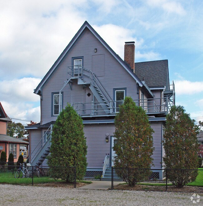 Building Photo - 276 S Ocean Ave