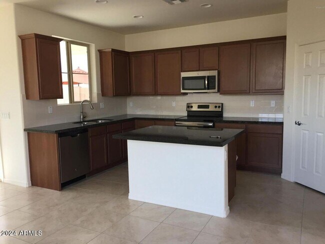Building Photo - 1522 W Marlin Dr