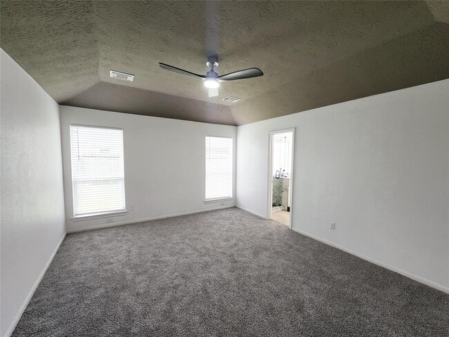 Building Photo - 2810 Autumn Springs Ln