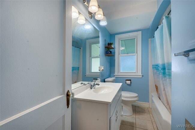 Building Photo - 845 Cleveland Dr