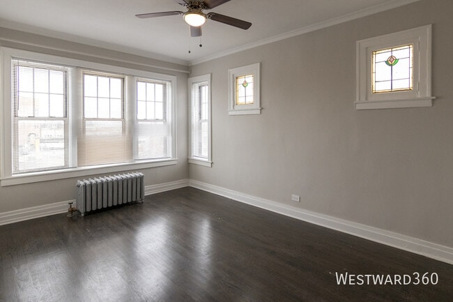 Building Photo - 3126 W Eddy-3