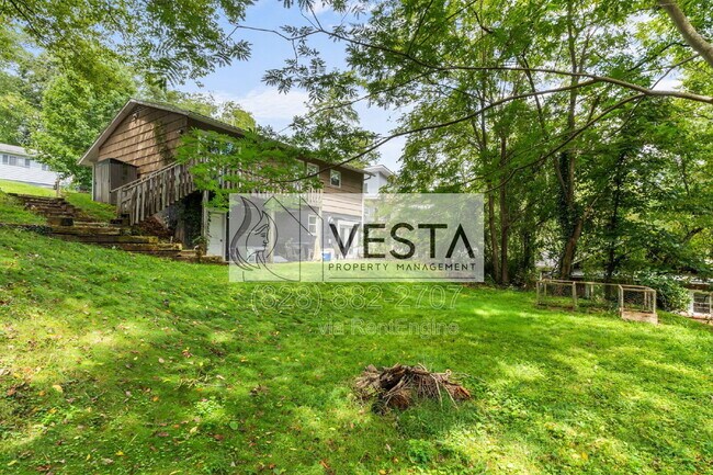 Building Photo - 60 Greeley St