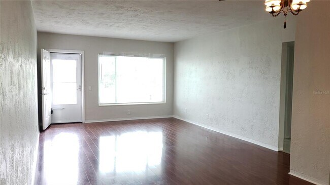 Building Photo - 2454 Australia Way E