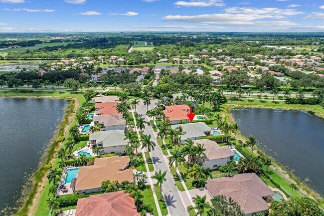 Building Photo - 11727 Paradise Cove Ln