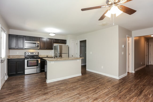 Building Photo - McDonough, GA 3 Bedroom Home