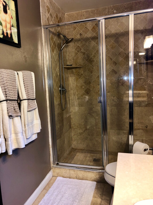 Master Shower - 2118 Ernest Ave