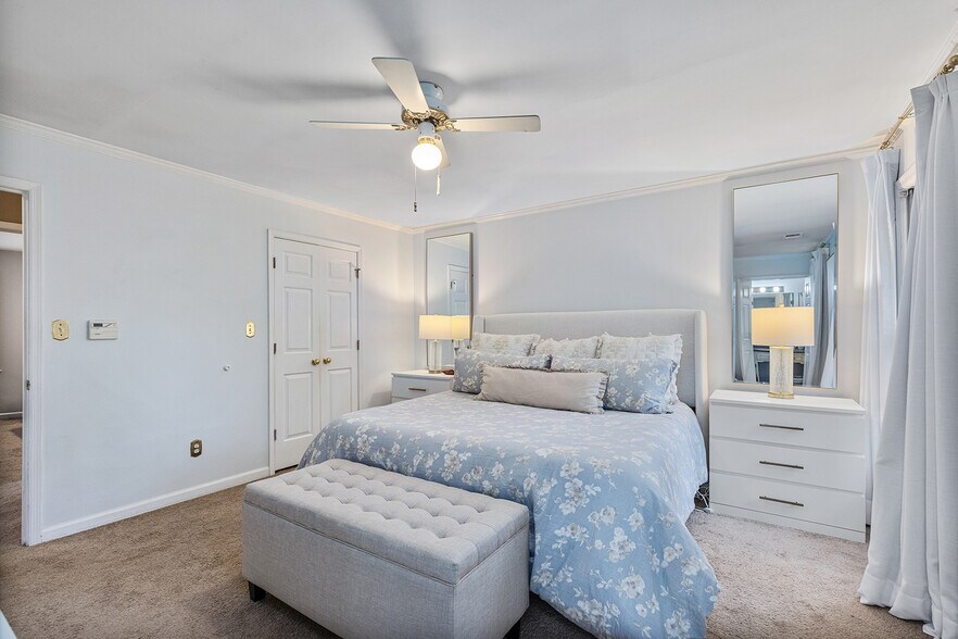 Building Photo - 104 Terrace Dr NE