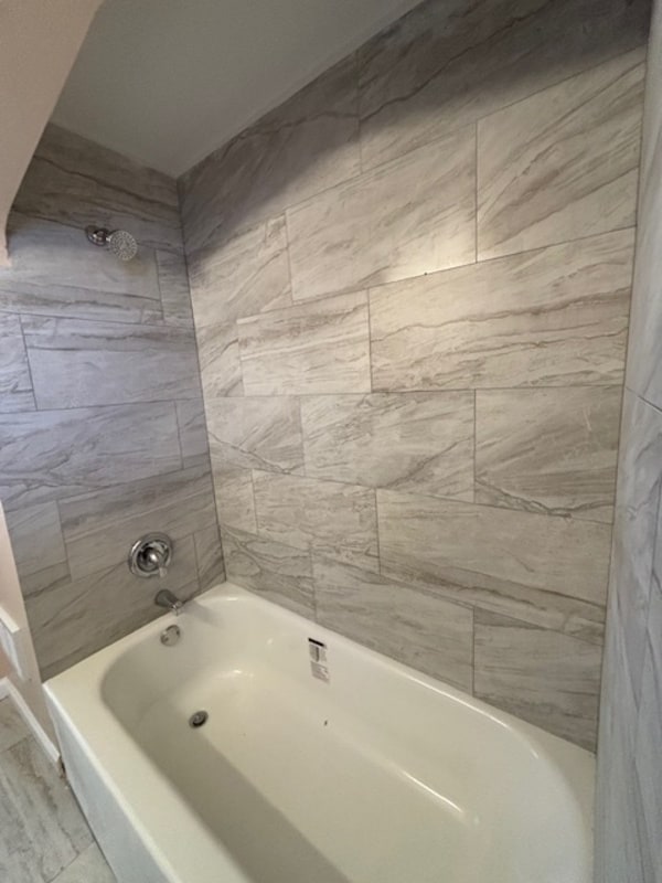 Building Photo - 14125 Winthrop St