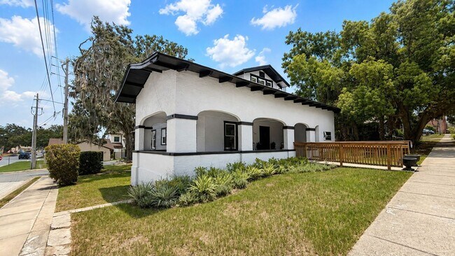 Building Photo - 128 Orange Ave